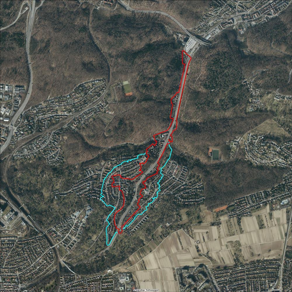Im Luftbild sind die Grenzen des Stadterneuerungsvorranggebiets rot und hellblau markiert. Foto: Stadt Stuttgart