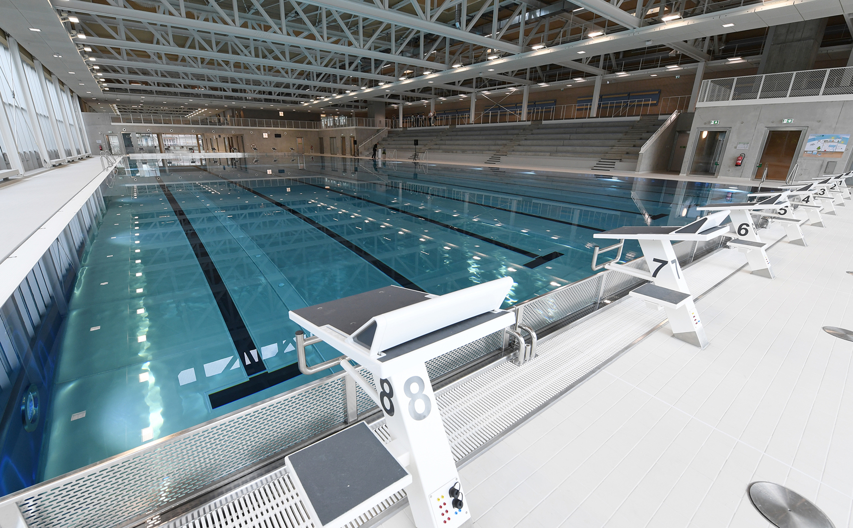 Blick in das Sportbad mit seinem 50-Meter Becken. Foto: Franziska Kraufmann/Stadt Stuttgart